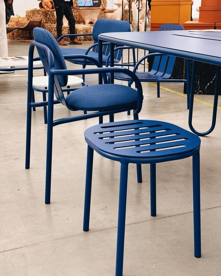 Cafe Stacking Armchair – Royal Blue (Set of 4)