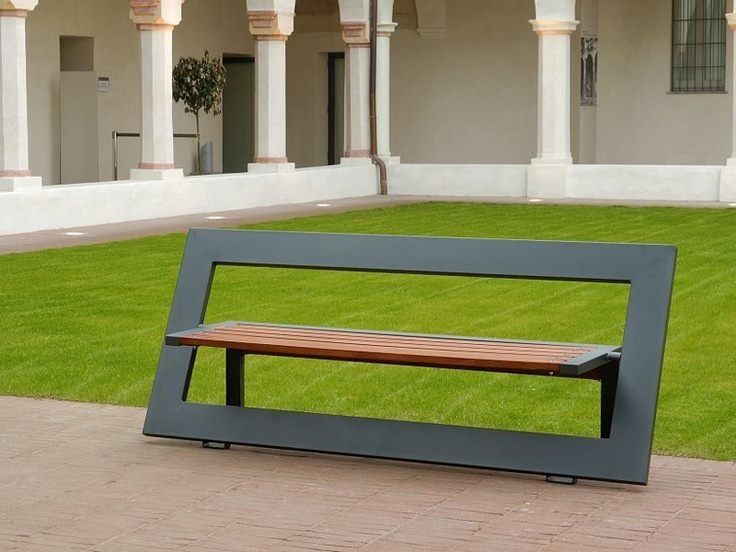 Loop Wire Lounge Chair – Forest Green